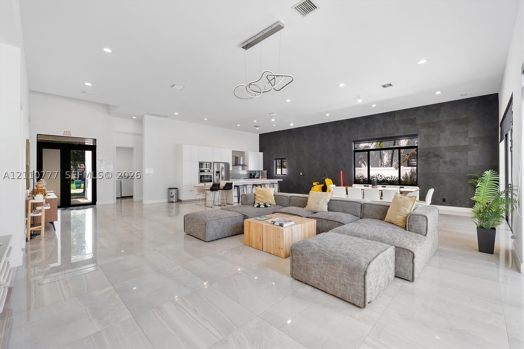 4484 SW 26th Ave, Fort Lauderdale FL 33312