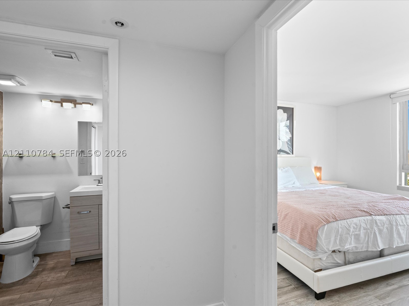 400 S Pointe Dr #1102, Miami Beach FL 33139
