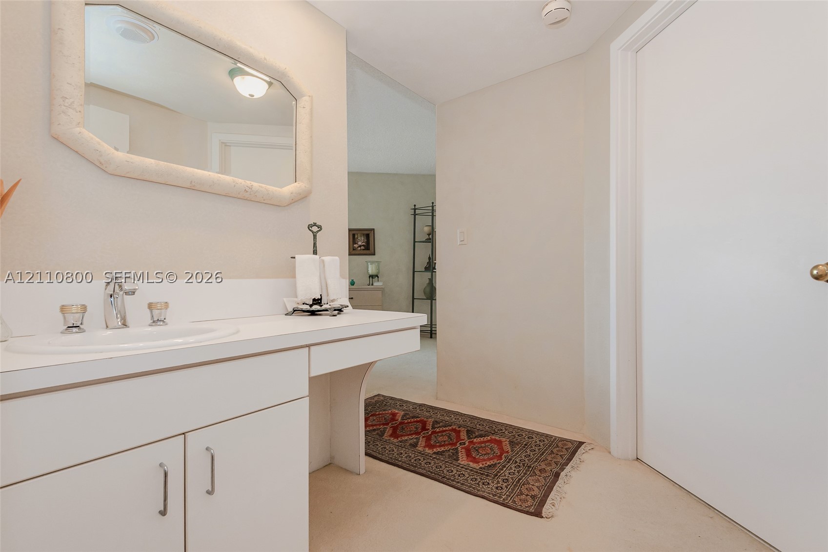 2800 Island Blvd #1105, Aventura FL 33160