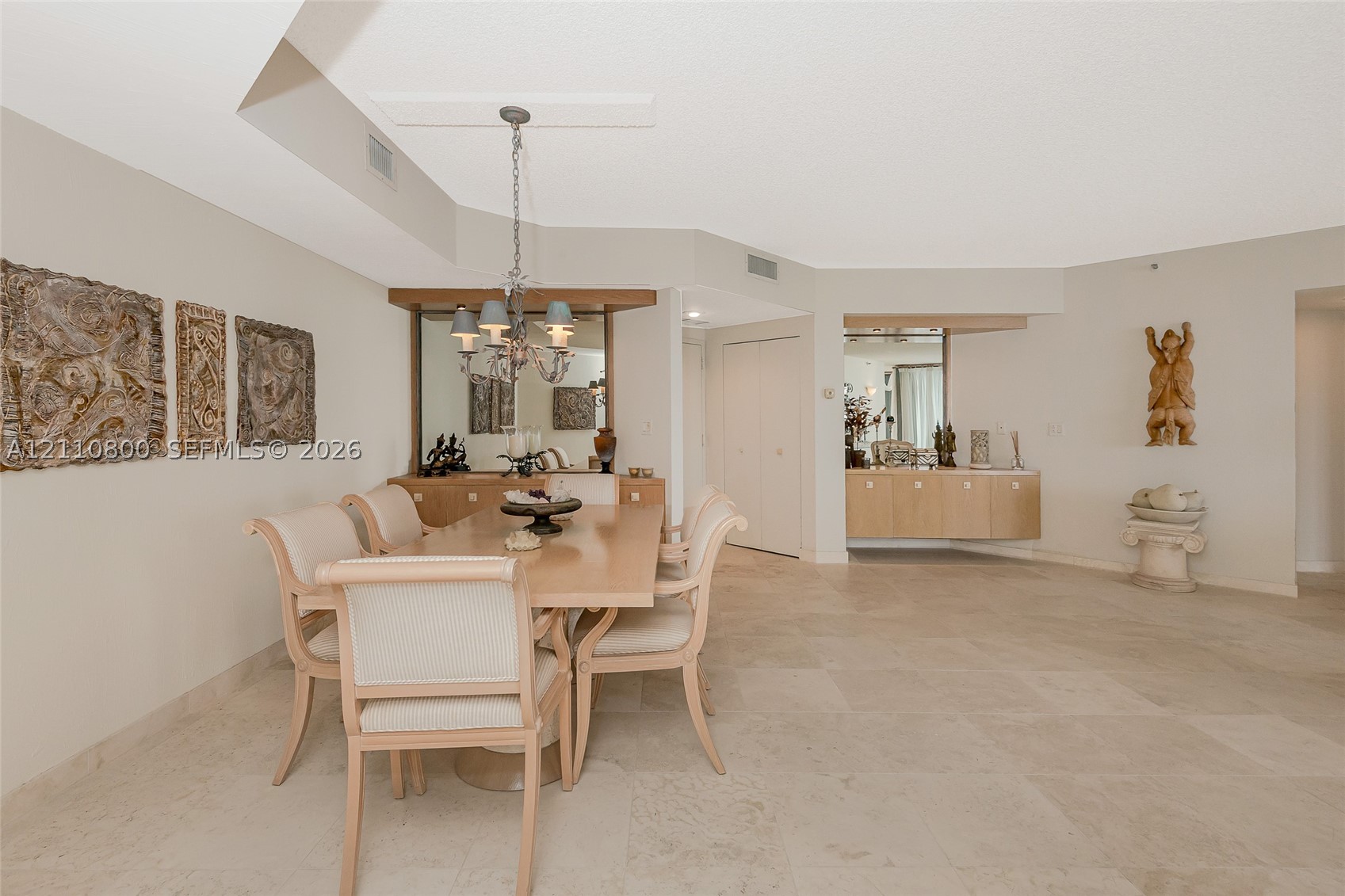 2800 Island Blvd #1105, Aventura FL 33160