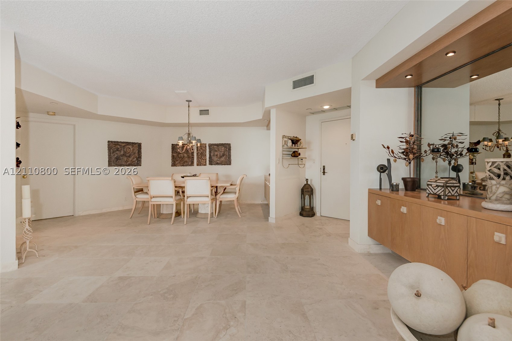 2800 Island Blvd #1105, Aventura FL 33160