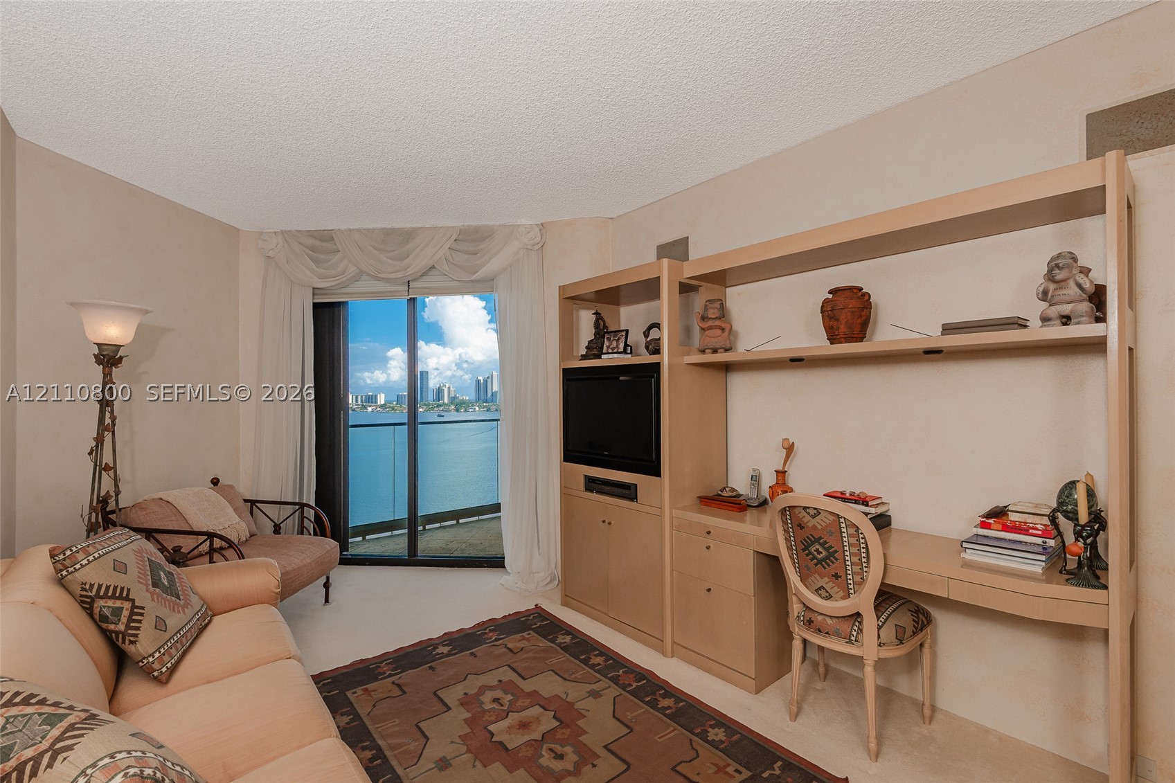2800 Island Blvd #1105, Aventura FL 33160