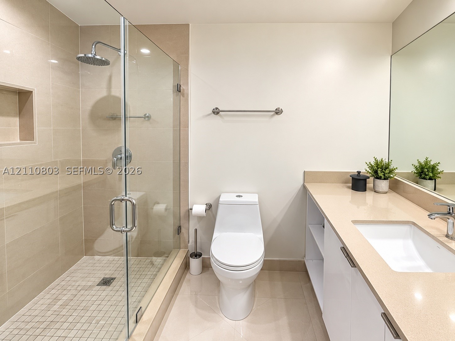 701 Brickell Key Blvd #2412, Miami FL 33131