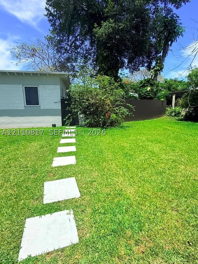 201 Flagler Dr #201, Miami Springs FL 33166