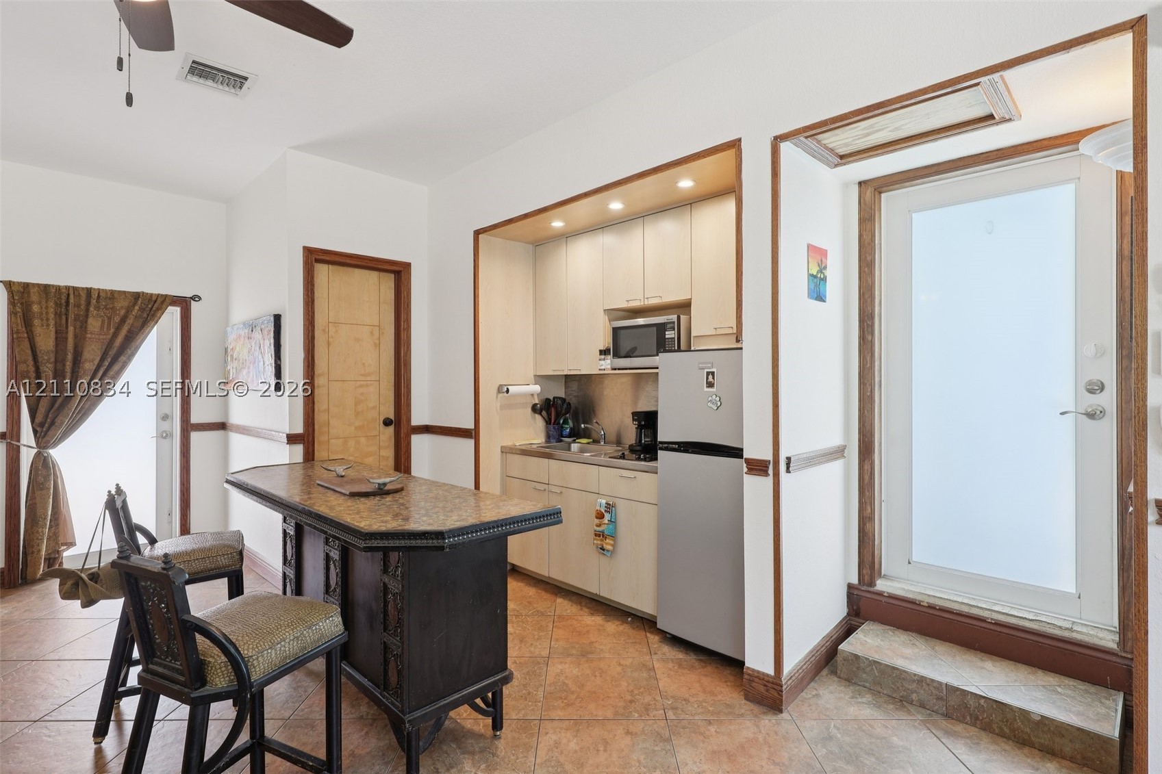 360 Menores Ave, Miami FL 33134
