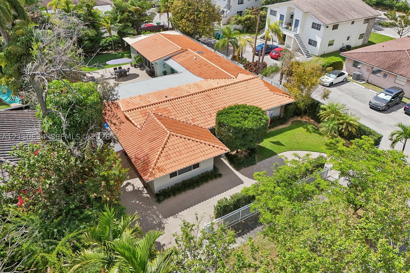 360 Menores Ave, Miami FL 33134