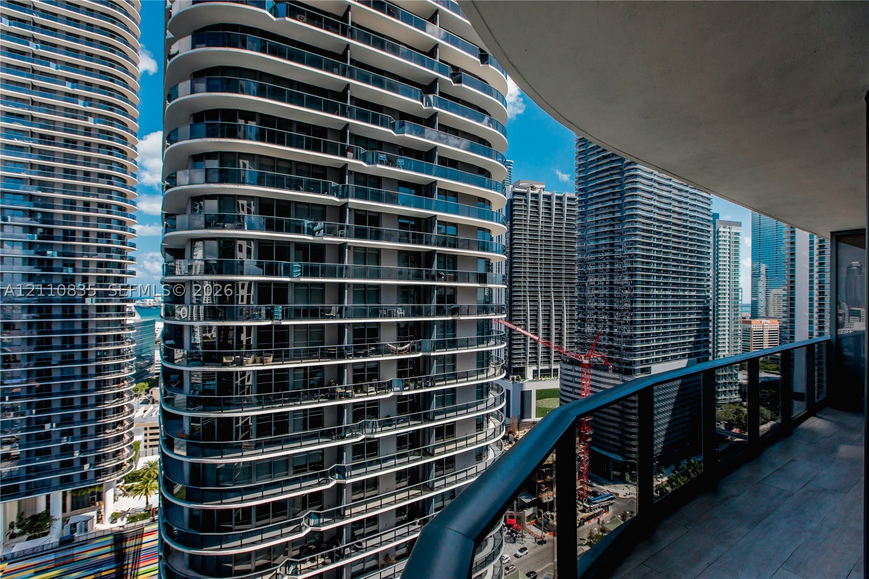 55 SW 9th St #2501, Miami FL 33130