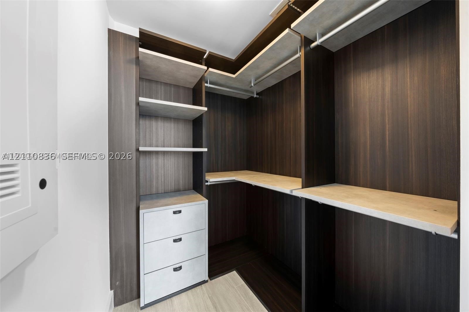 121 NE 34th St #1501, Miami FL 33137