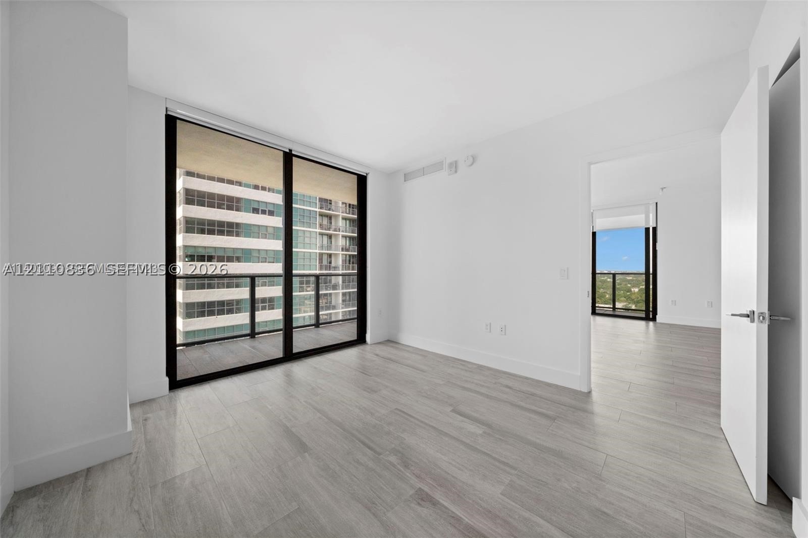 121 NE 34th St #1501, Miami FL 33137