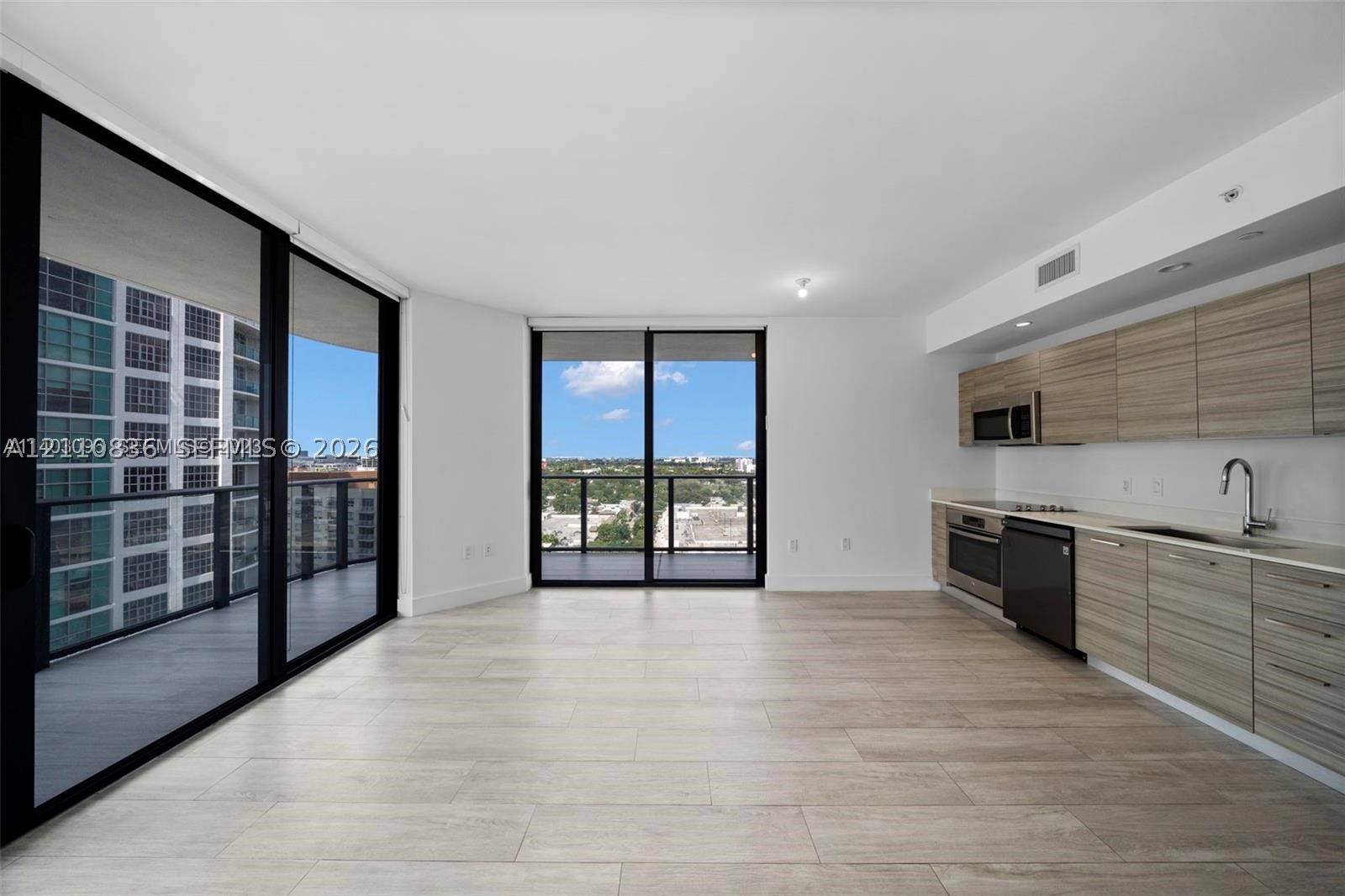 121 NE 34th St #1501, Miami FL 33137