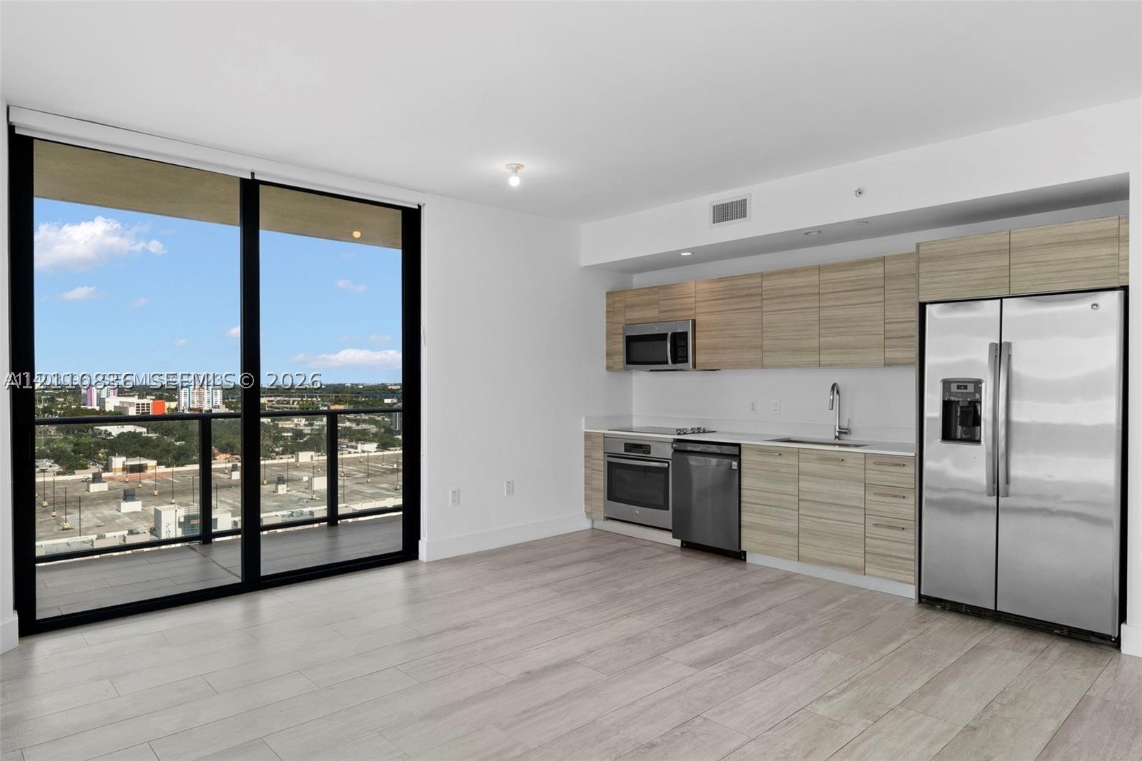 121 NE 34th St #1501, Miami FL 33137