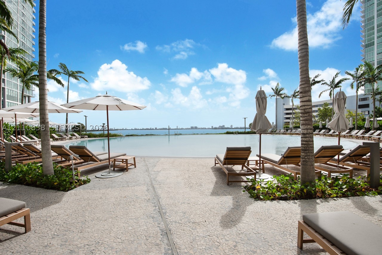 650 NE 32nd St #3504, Miami FL 33137