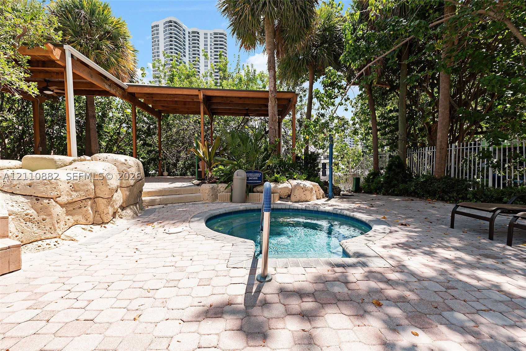3400 NE 192nd St #1707, Aventura FL 33180