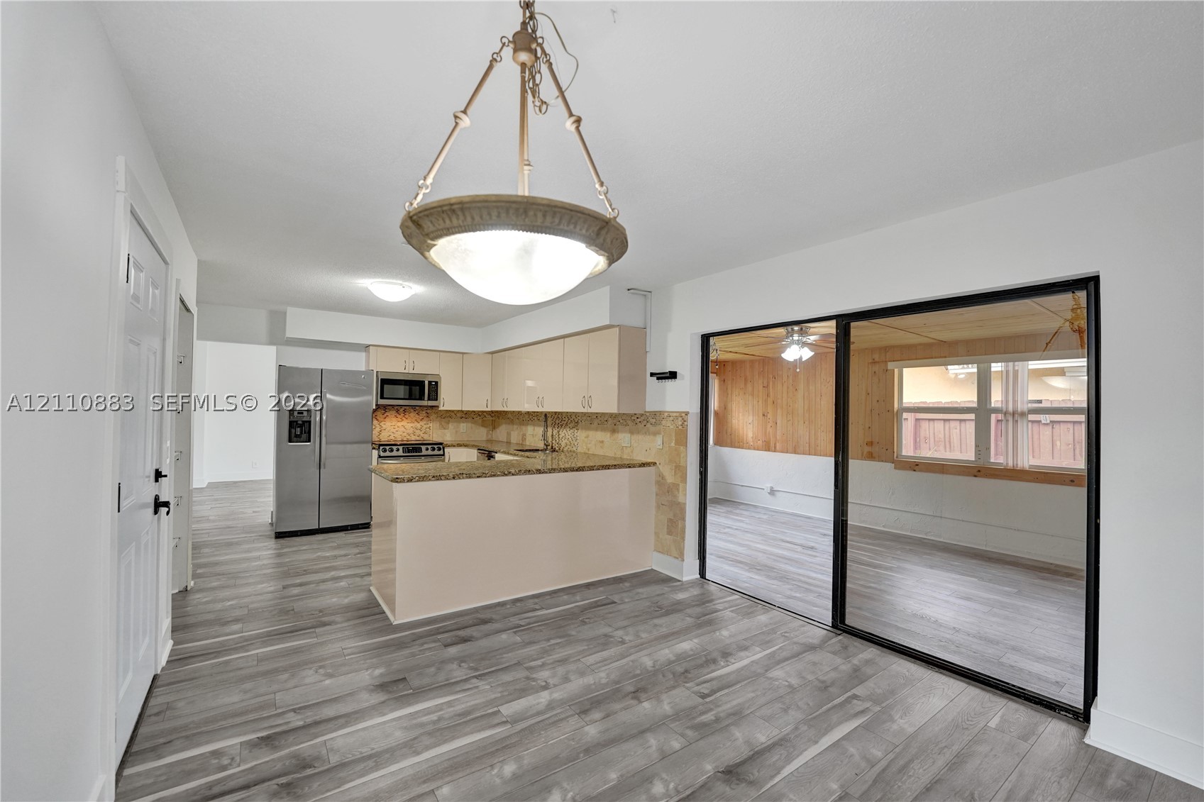 417 SE 4th St, Dania Beach FL 33004