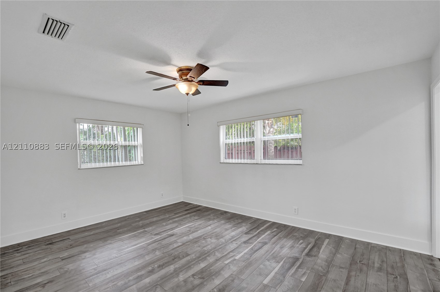 417 SE 4th St, Dania Beach FL 33004