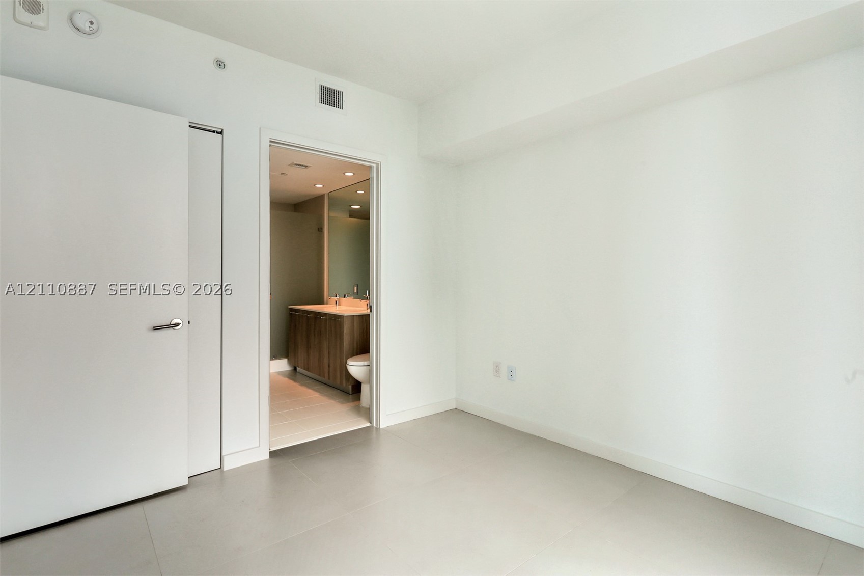 501 NE 31st St #4002, Miami FL 33137