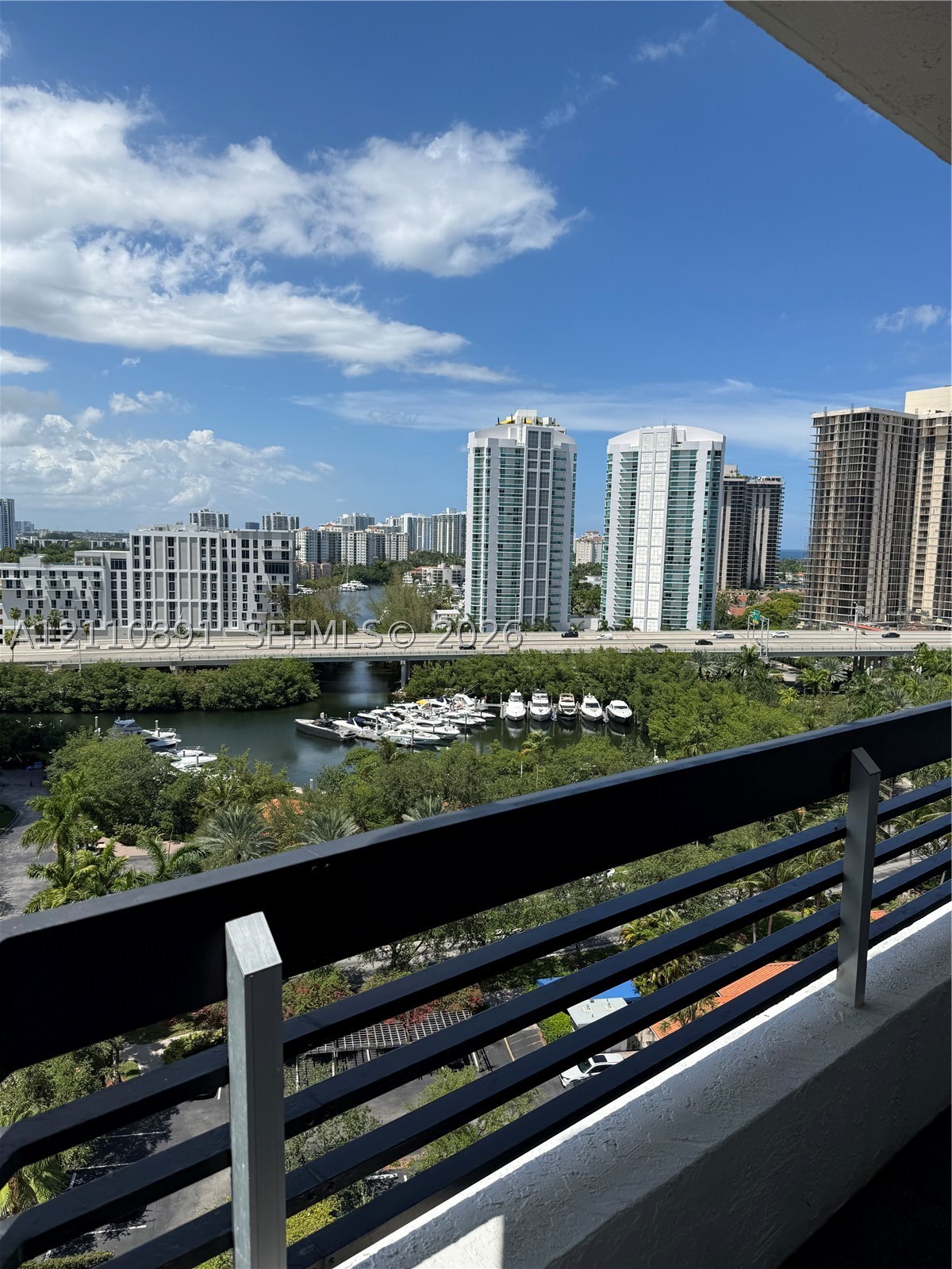 3600 Mystic Pointe Dr #1611, Aventura FL 33180