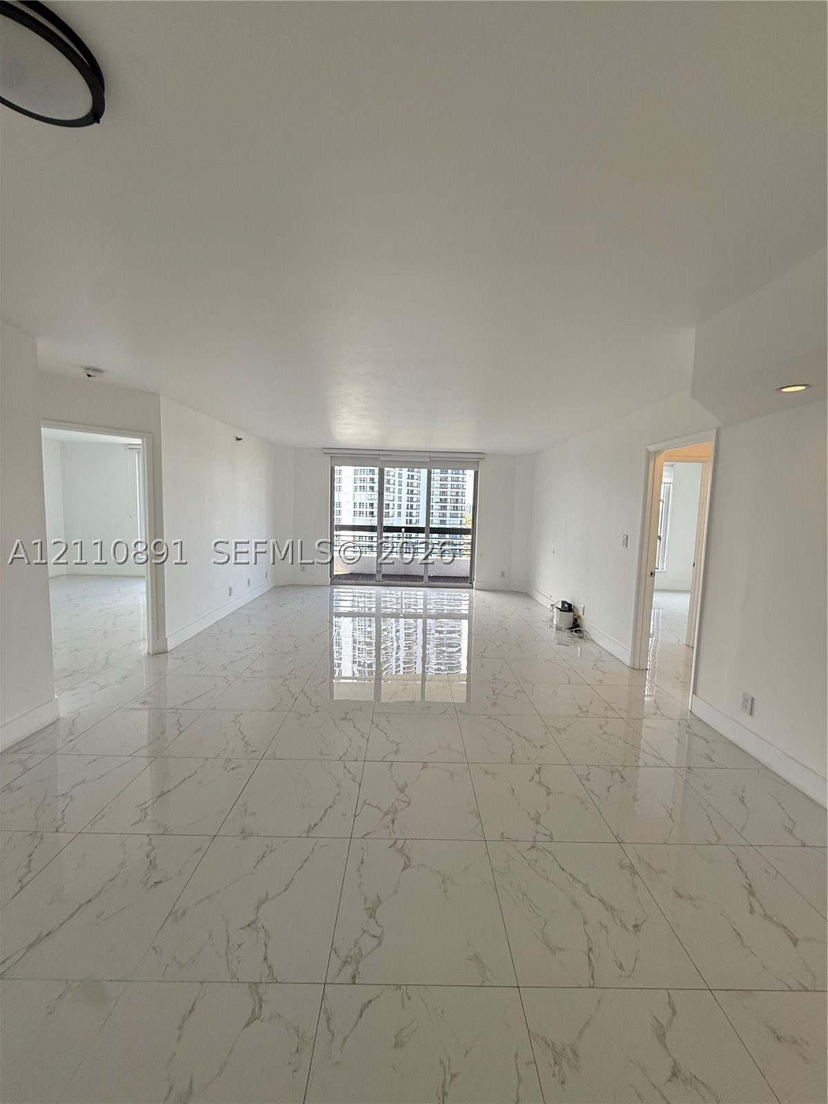 3600 Mystic Pointe Dr #1611, Aventura FL 33180