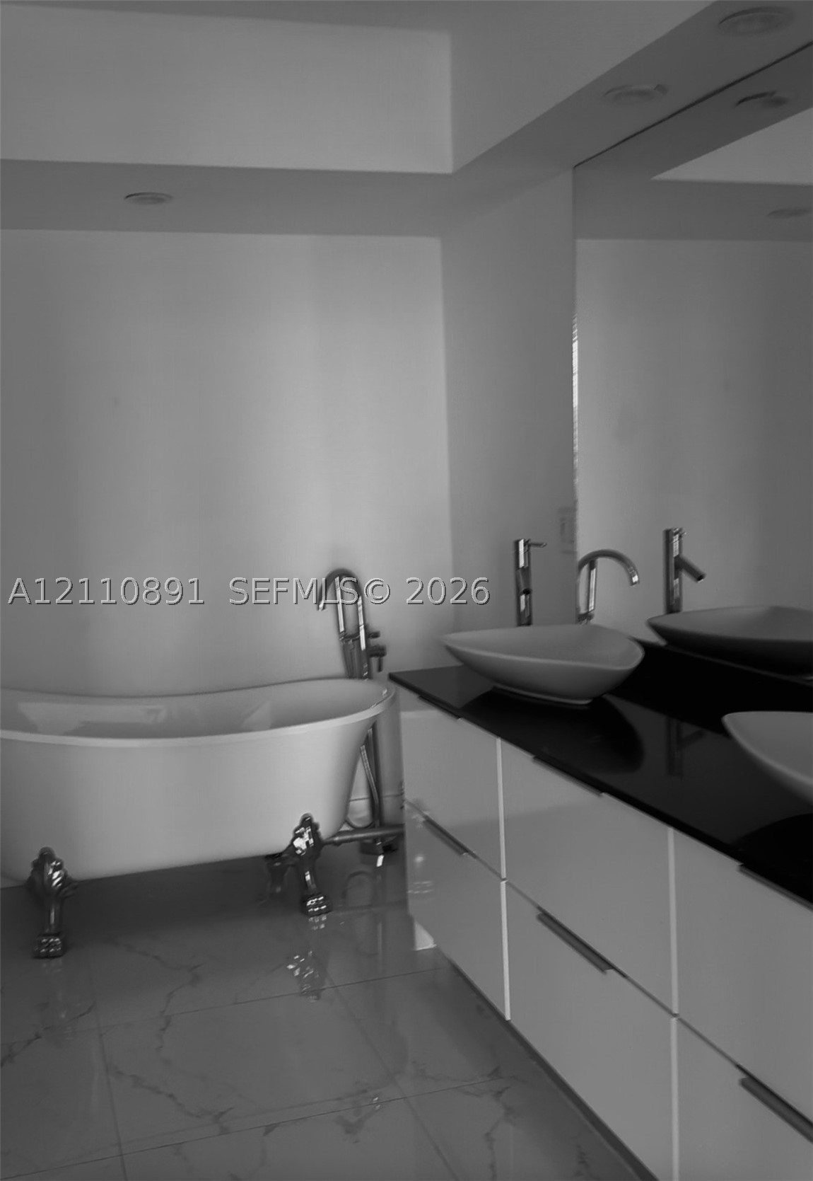 3600 Mystic Pointe Dr #1611, Aventura FL 33180