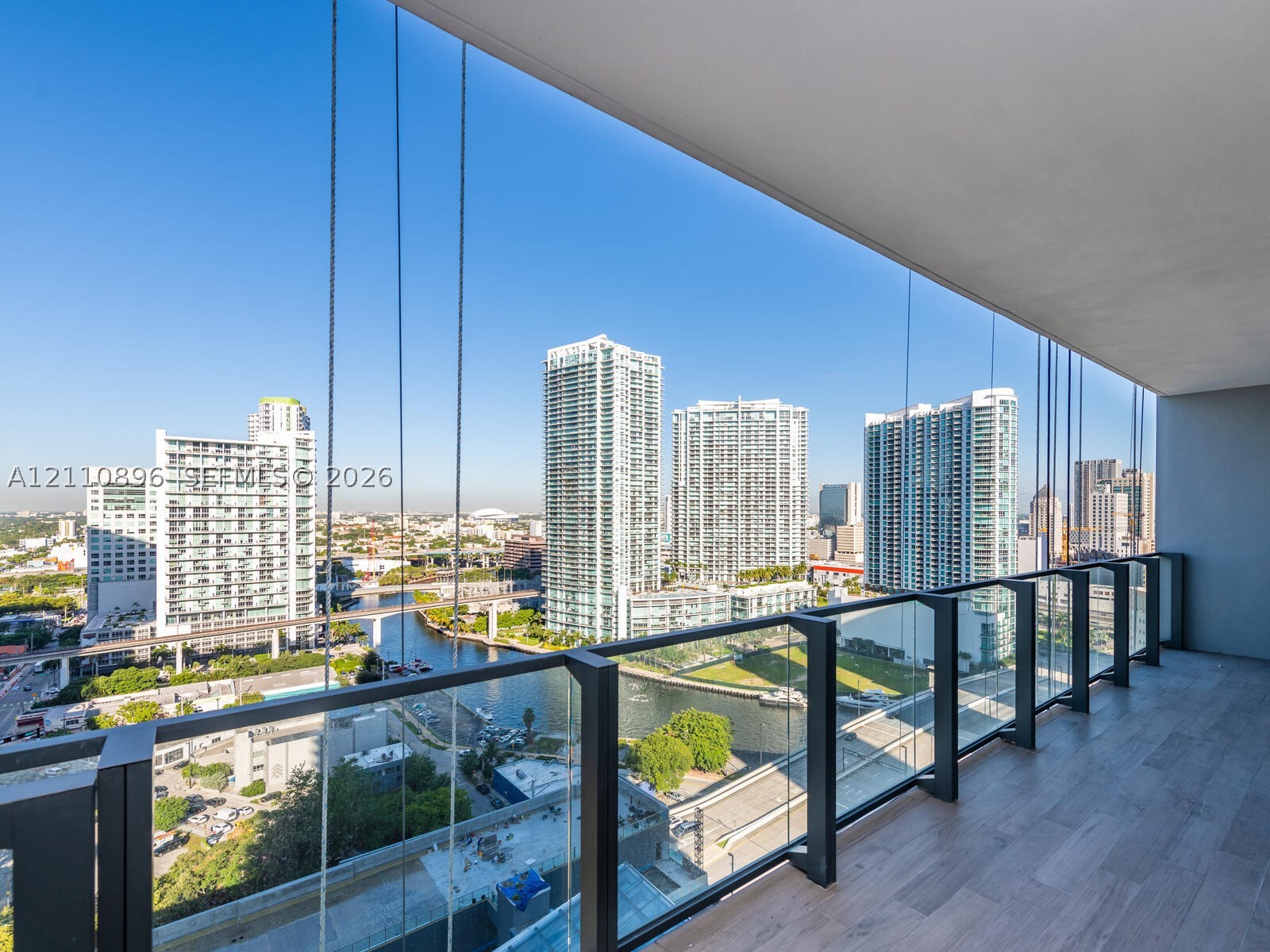 68 SE 6th St #1906, Miami FL 33131