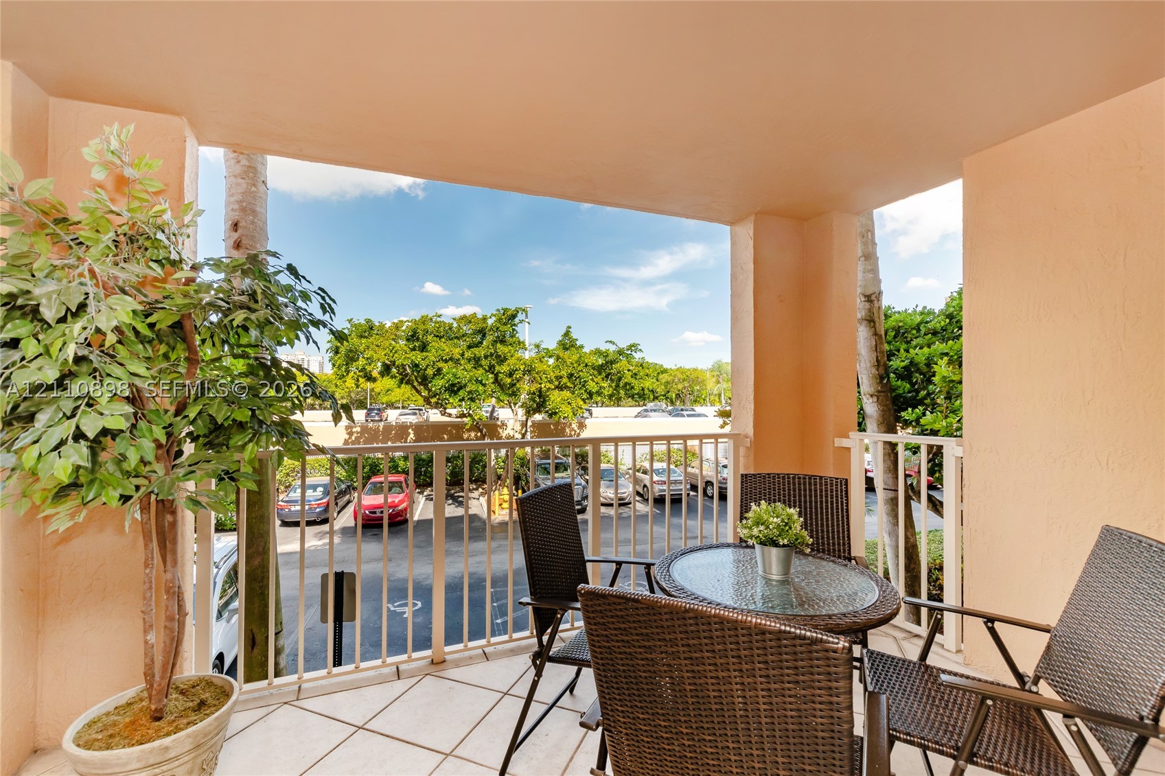 19655 E Country Club Dr #6207, Aventura FL 33180