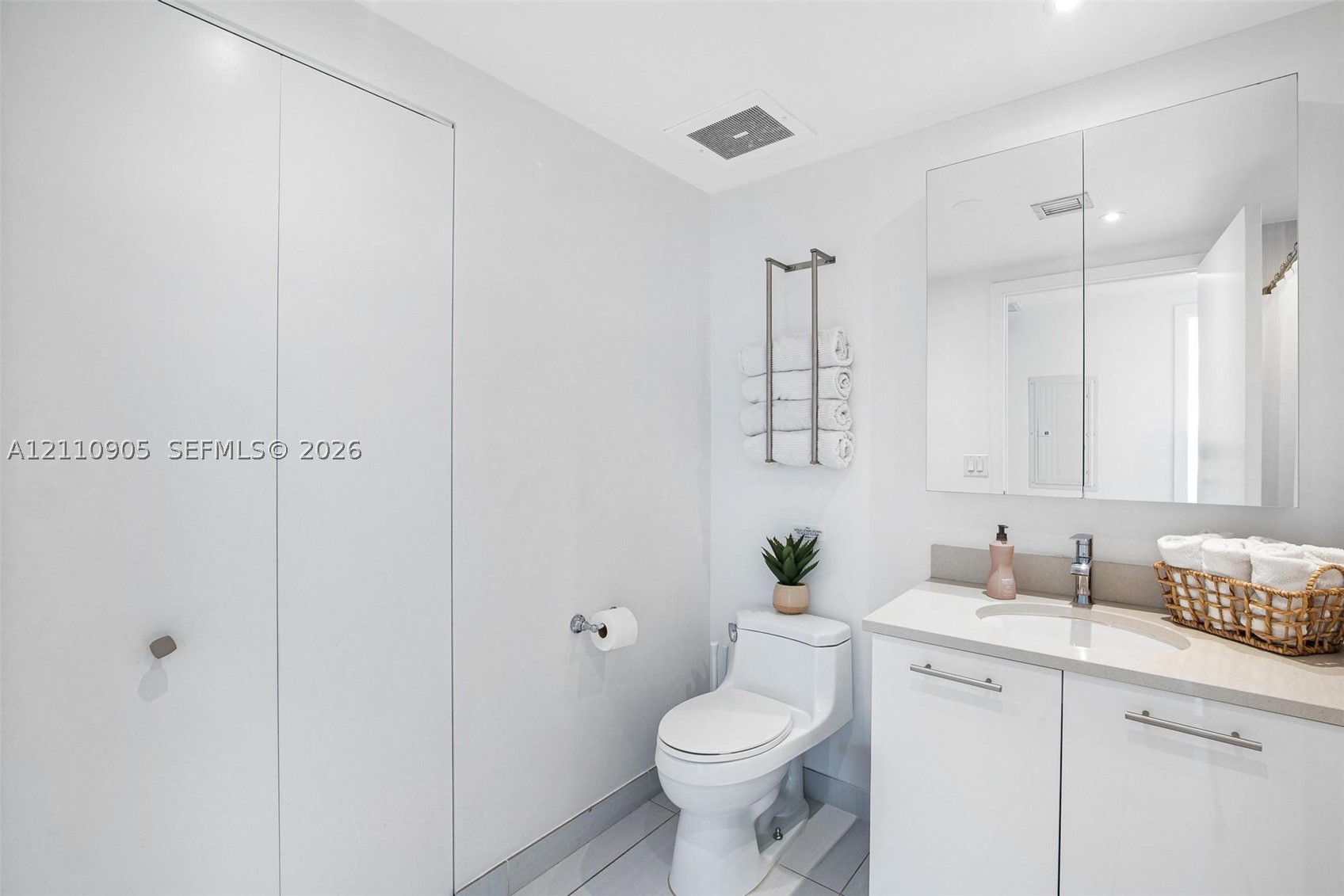 3250 NE 1st Ave #1117, Miami FL 33137