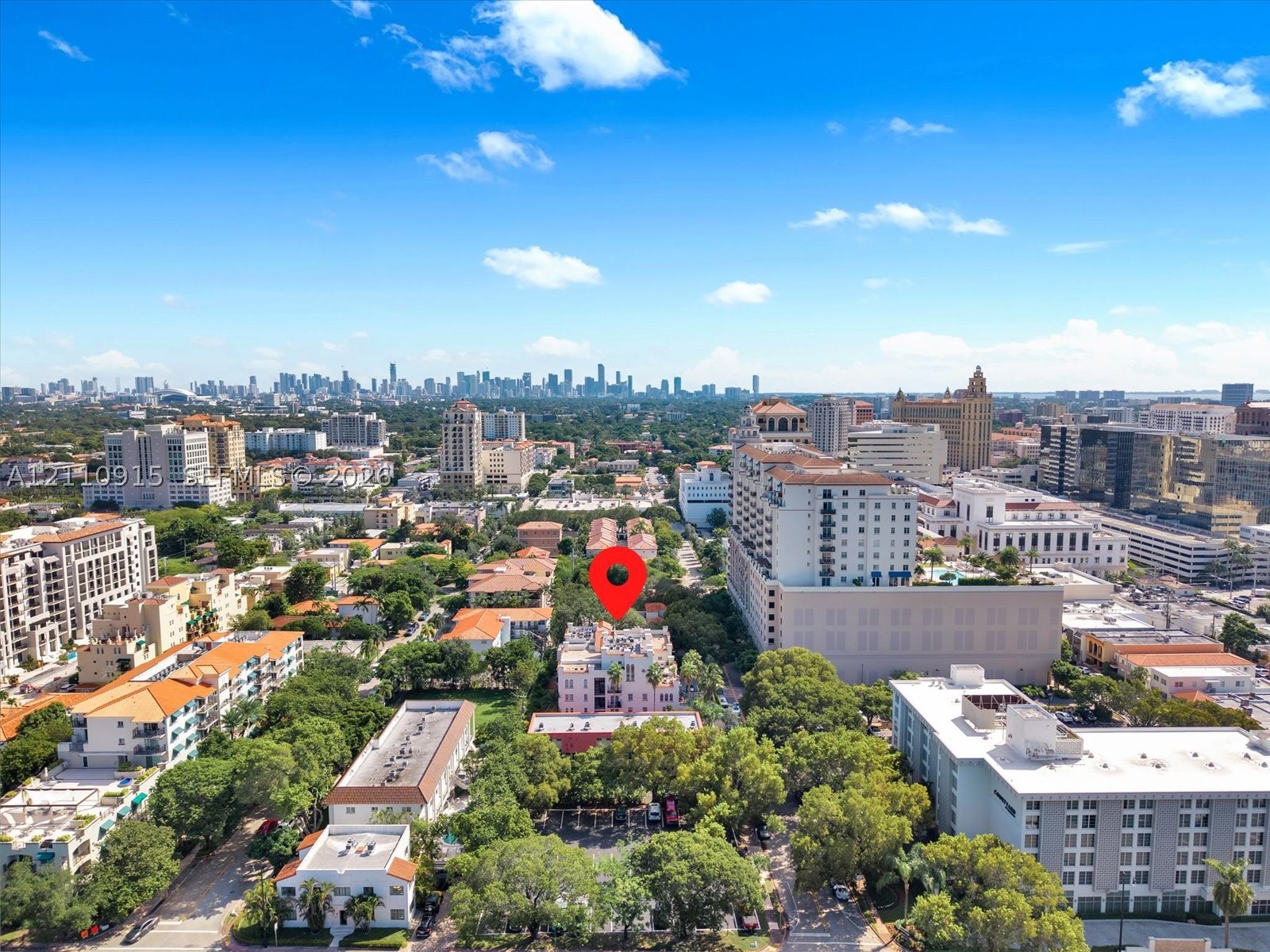 323 Navarre Ave #202, Coral Gables FL 33134