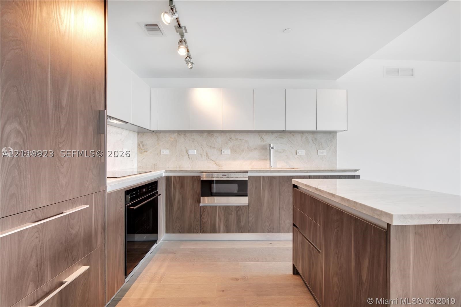 3131 NE 7th Ave #1603, Miami FL 33137