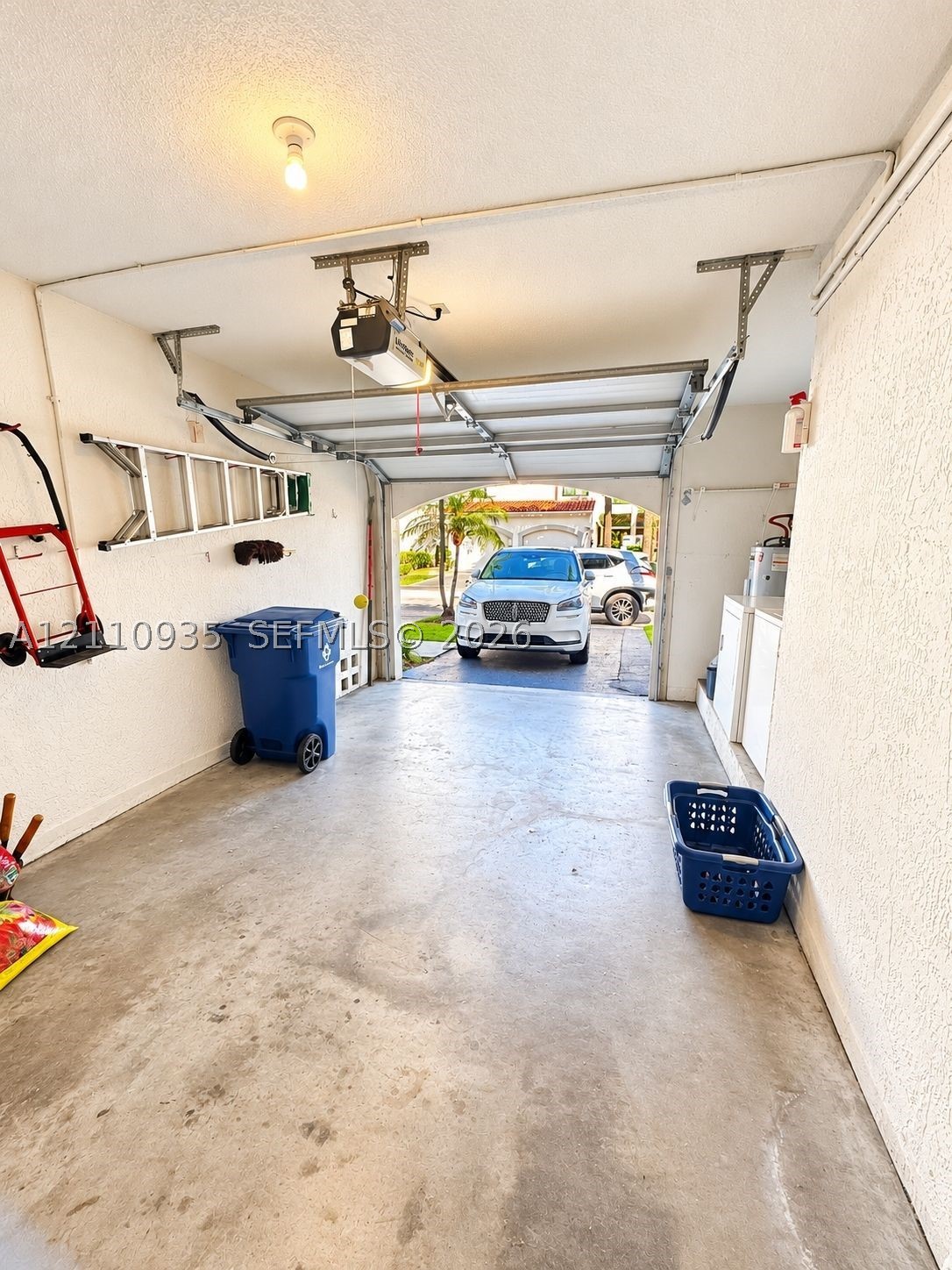 3530 Magellan Cir #618, Aventura FL 33180