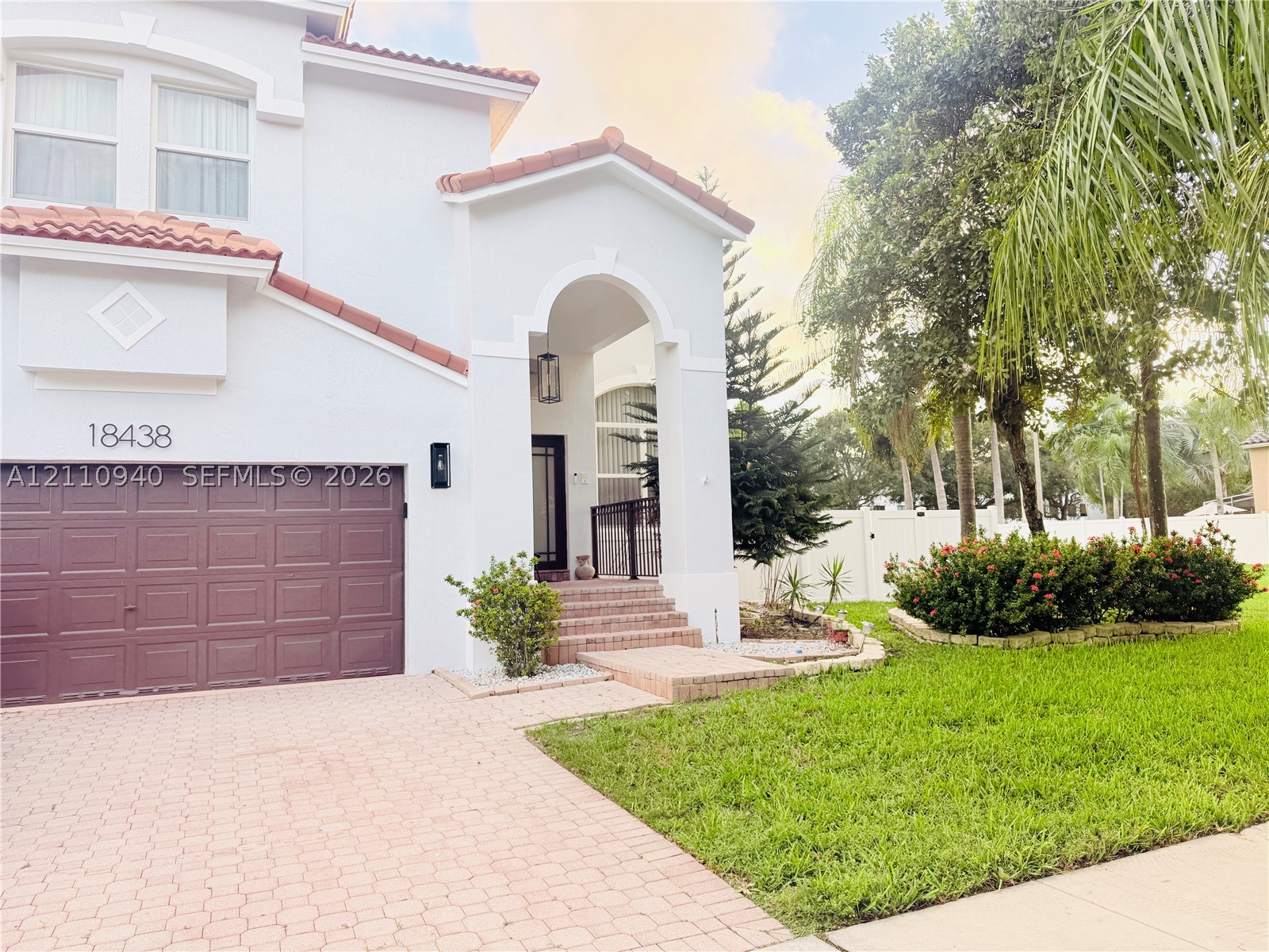 18438 NW 9th St #18438, Pembroke Pines FL 33029