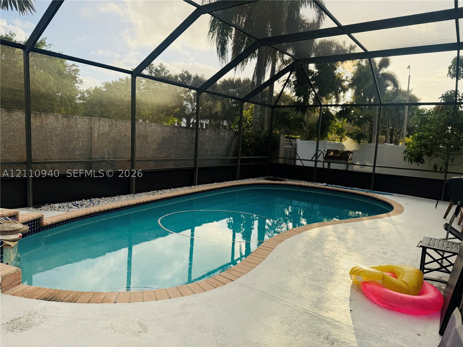 18438 NW 9th St #18438, Pembroke Pines FL 33029