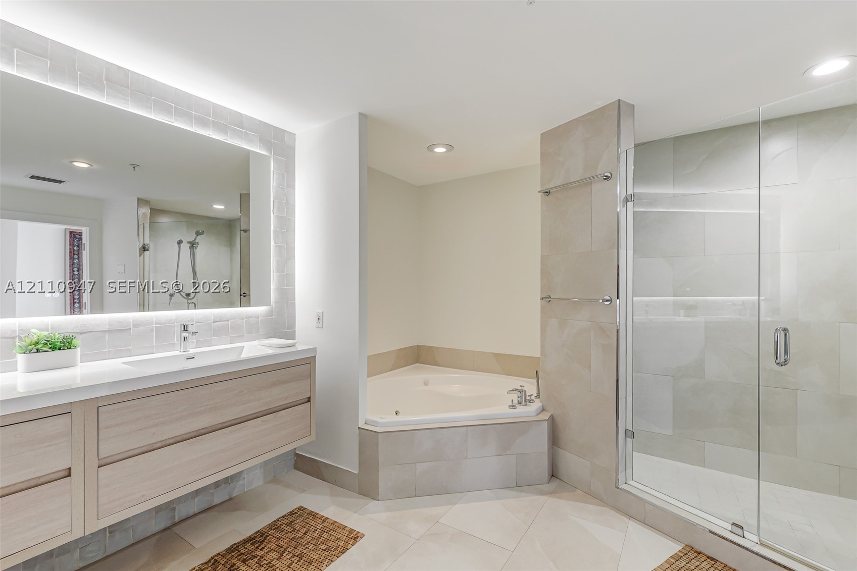 1900 Sunset Harbour Dr #PH05, Miami Beach FL 33139