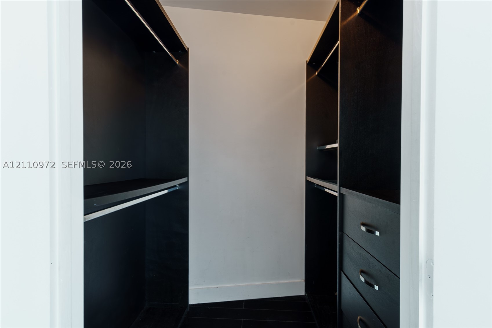 888 Biscayne Blvd #4712, Miami FL 33132