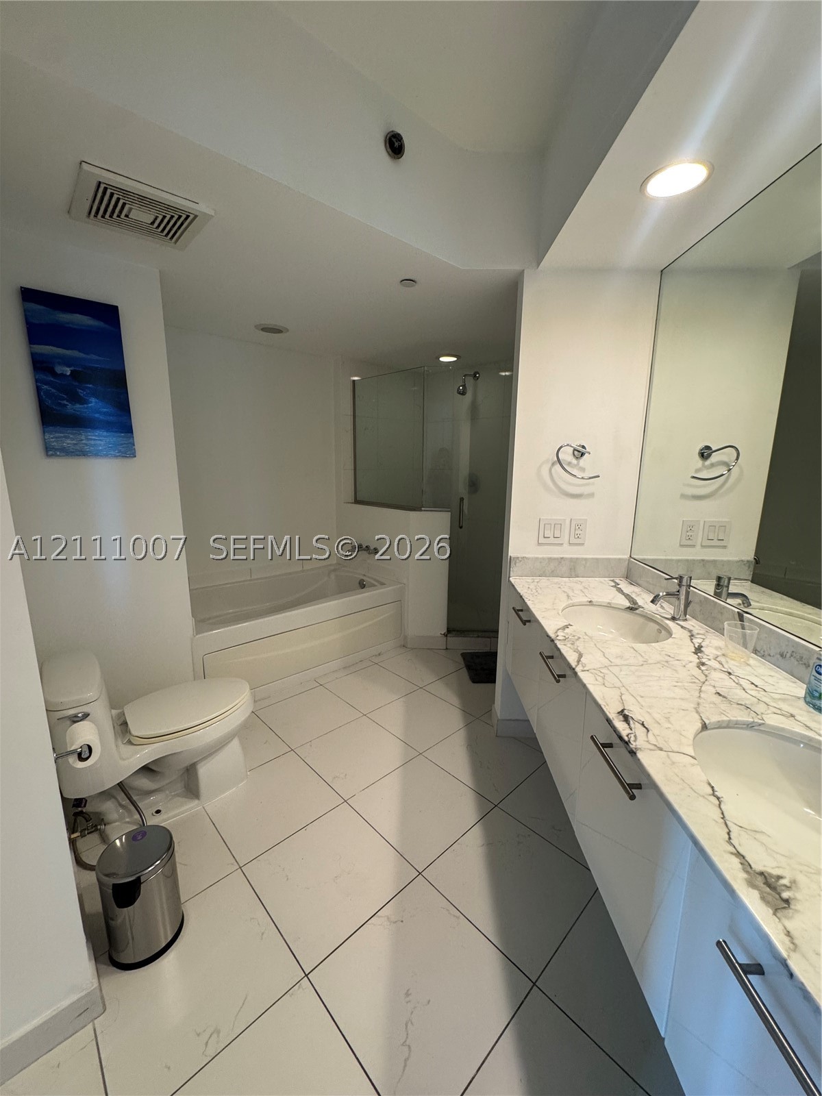 55 SE 6th St #3910, Miami FL 33131