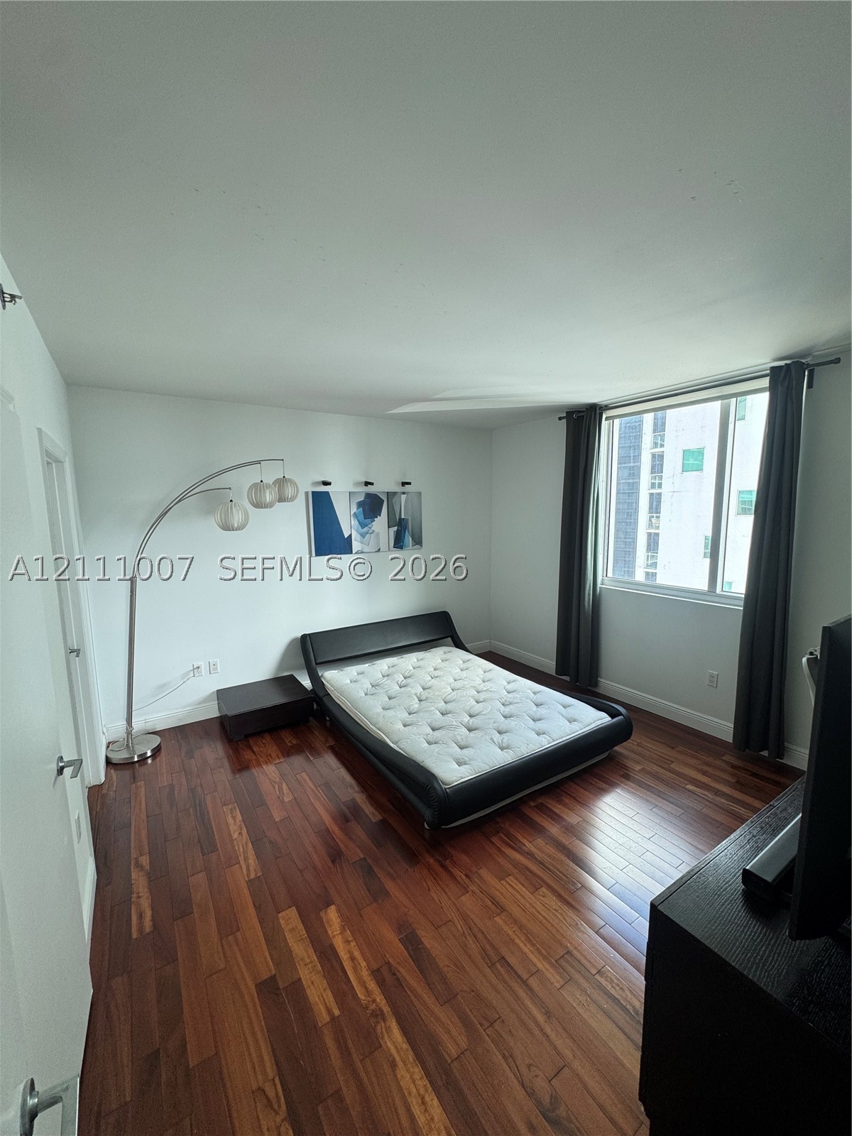 55 SE 6th St #3910, Miami FL 33131