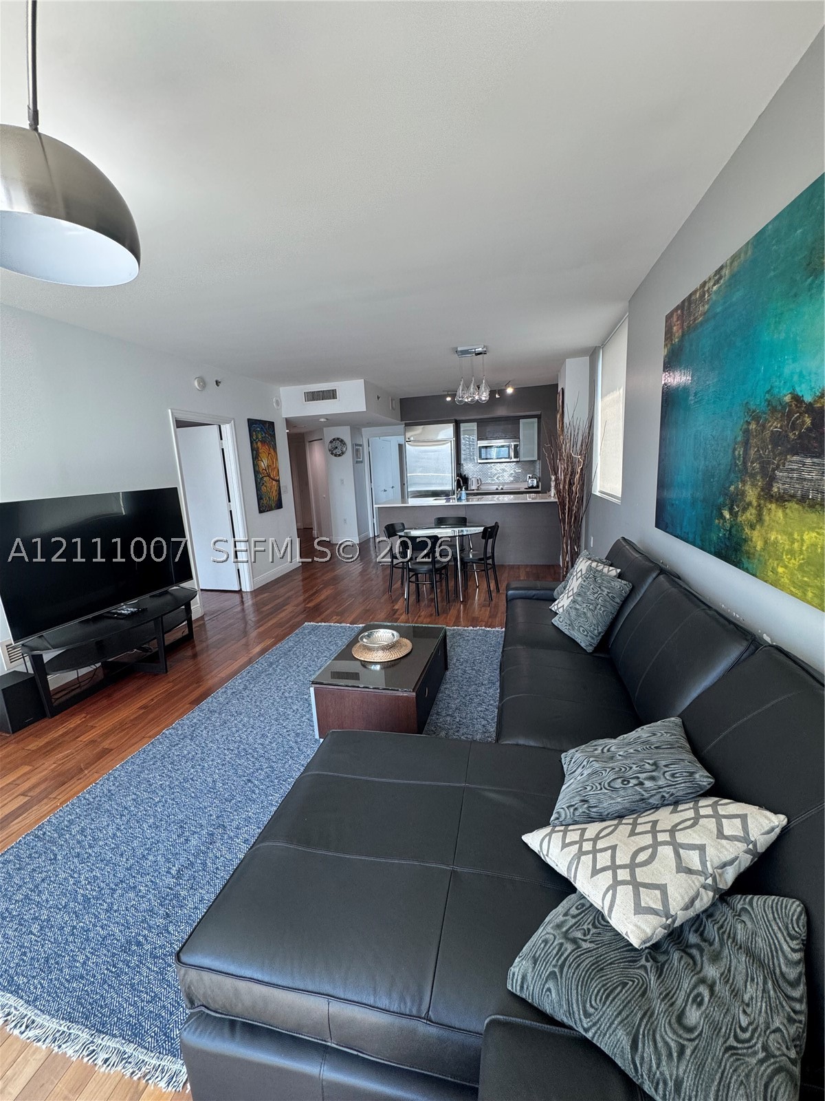 55 SE 6th St #3910, Miami FL 33131