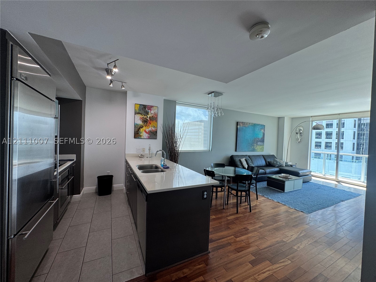 55 SE 6th St #3910, Miami FL 33131