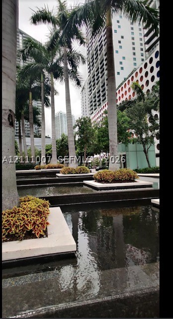 55 SE 6th St #3910, Miami FL 33131