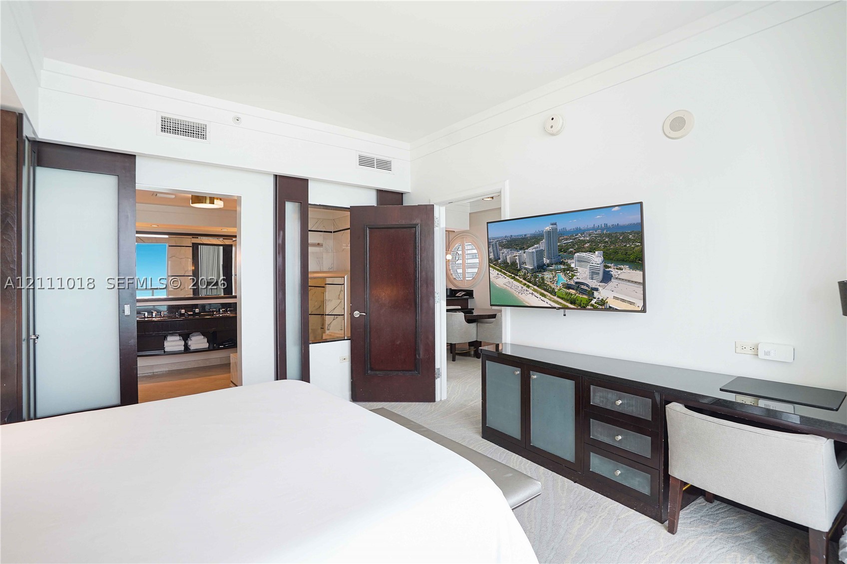 4391 Collins Ave #709, Miami Beach FL 33140