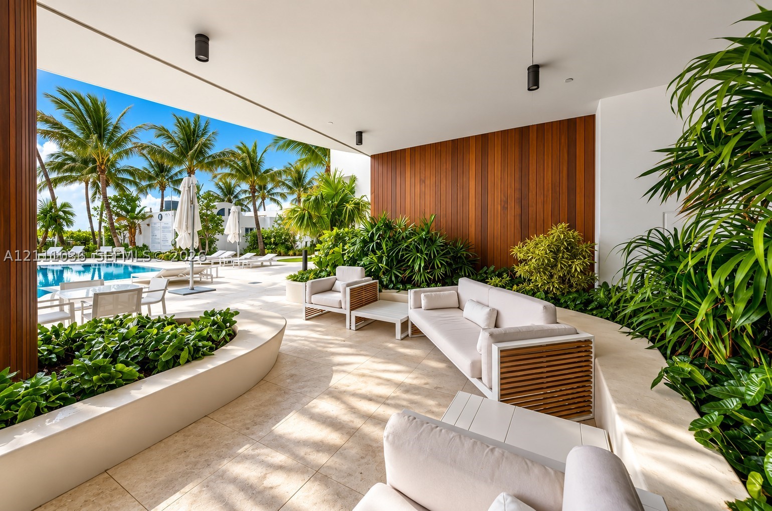 6365 Collins Ave #3811, Miami Beach FL 33141