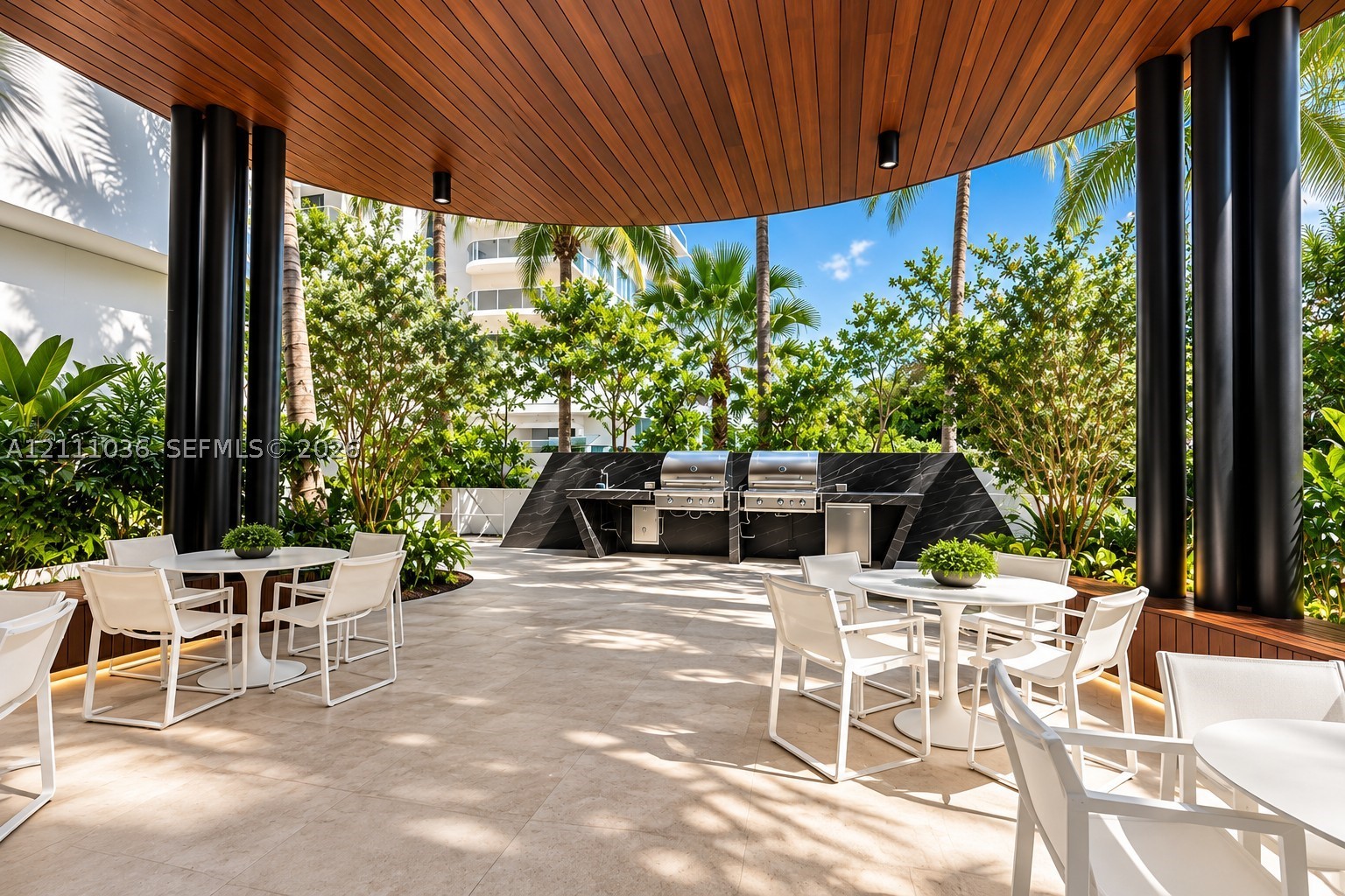 6365 Collins Ave #3811, Miami Beach FL 33141