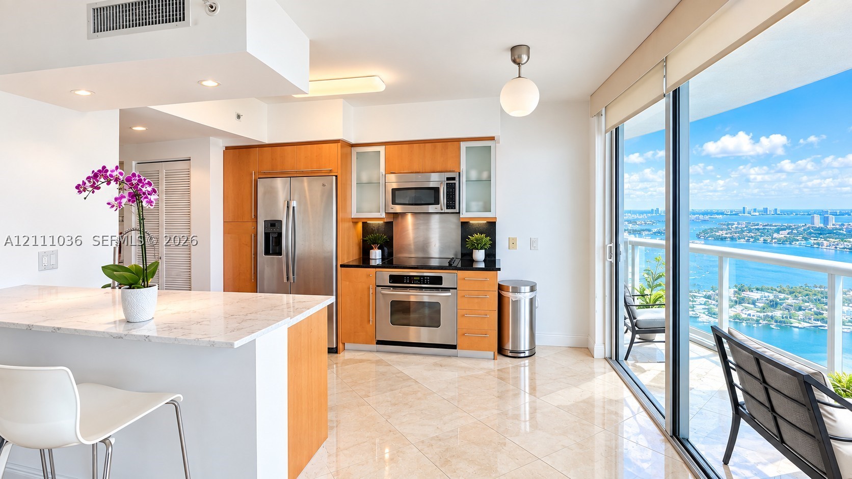 6365 Collins Ave #3811, Miami Beach FL 33141