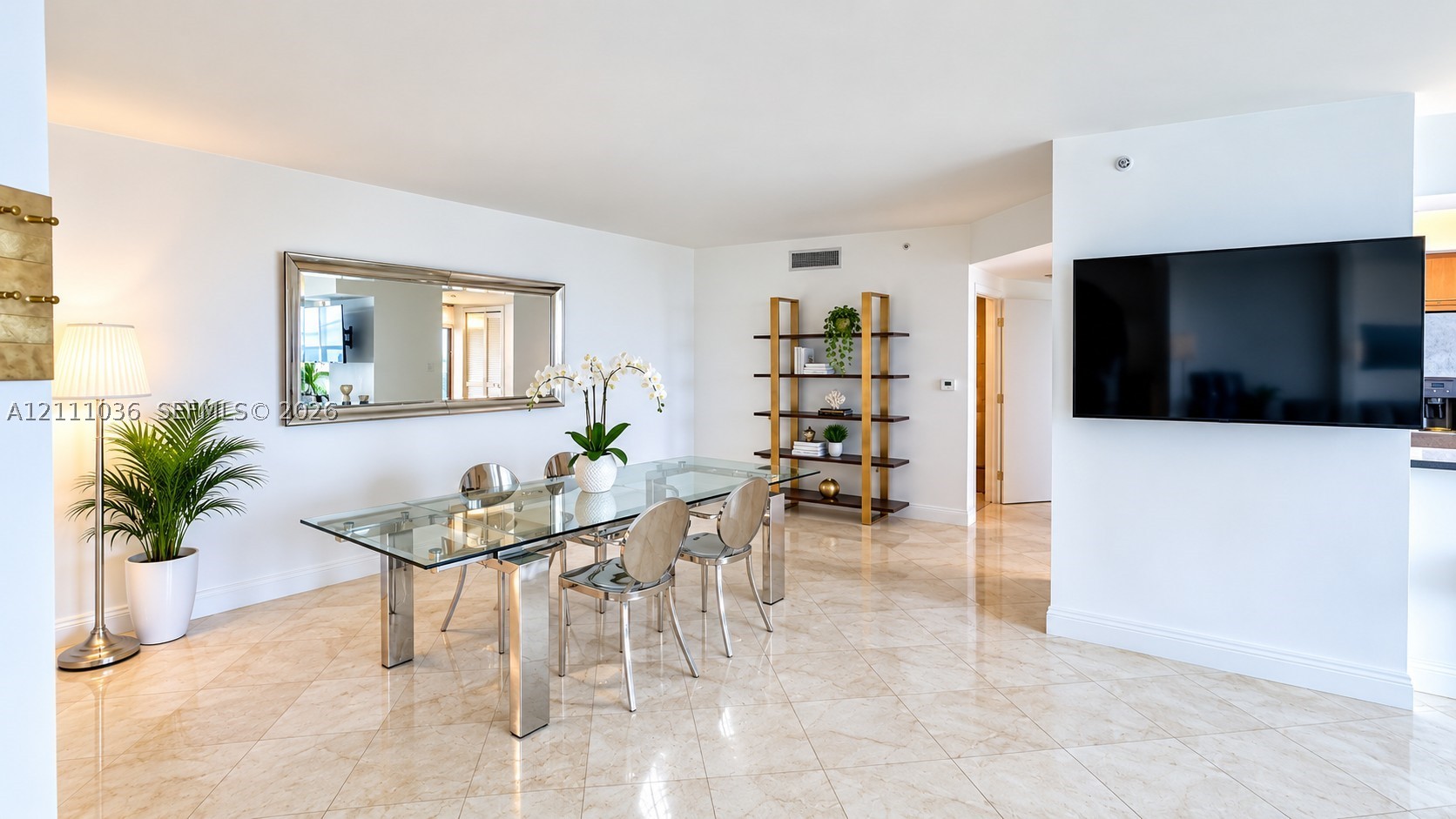 6365 Collins Ave #3811, Miami Beach FL 33141