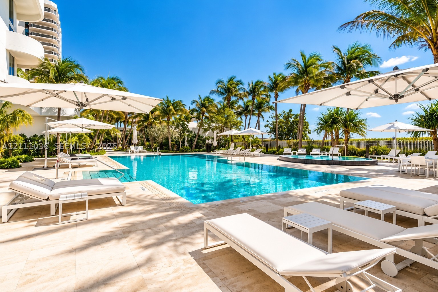6365 Collins Ave #3811, Miami Beach FL 33141