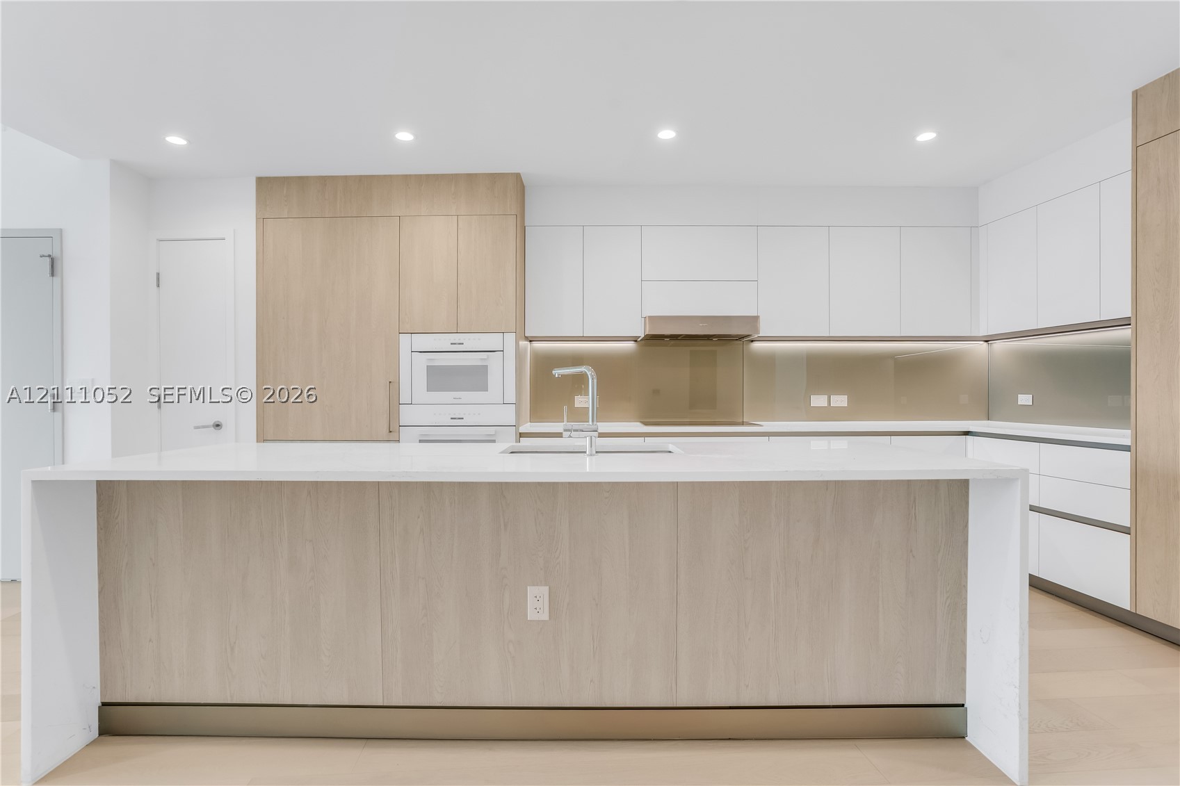 9201 E Bay Harbor Dr #PH705, Bay Harbor Islands FL 33154