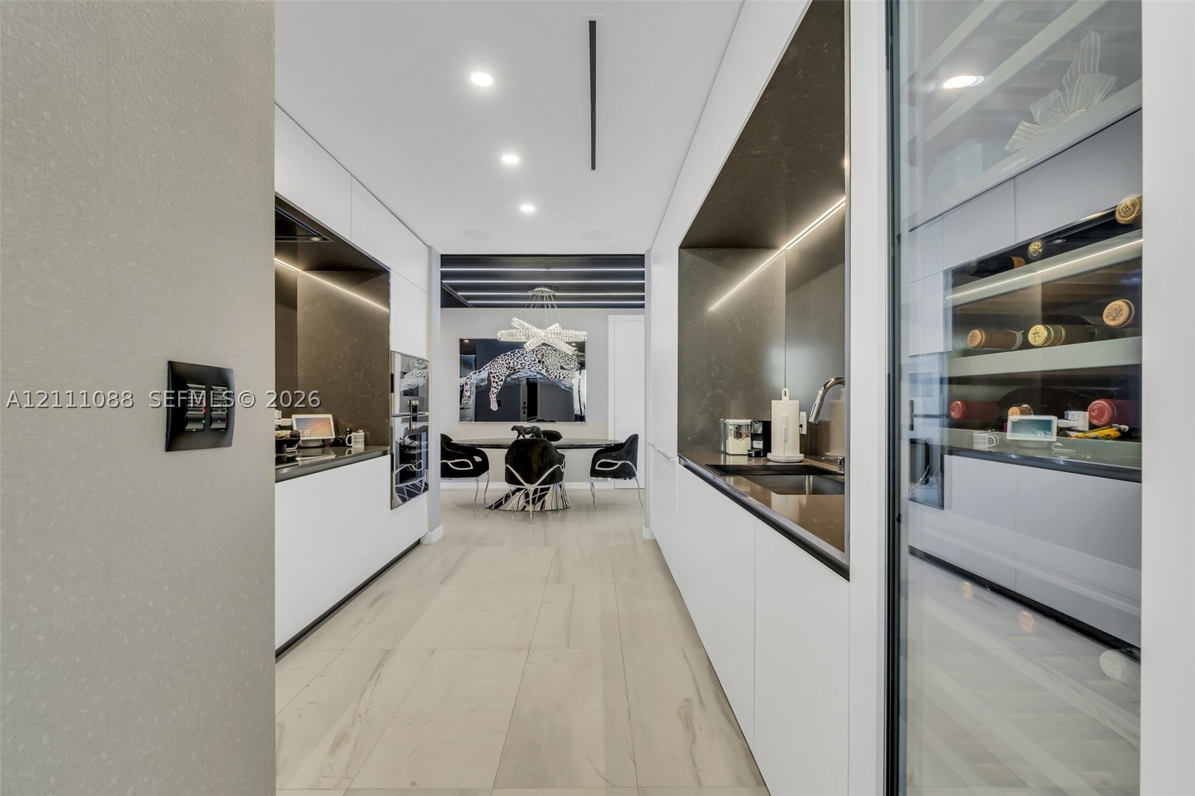 300 Biscayne Boulevard Way #3103C, Miami FL 33131