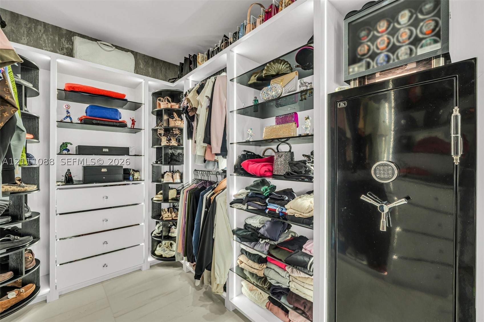 300 Biscayne Boulevard Way #3103C, Miami FL 33131
