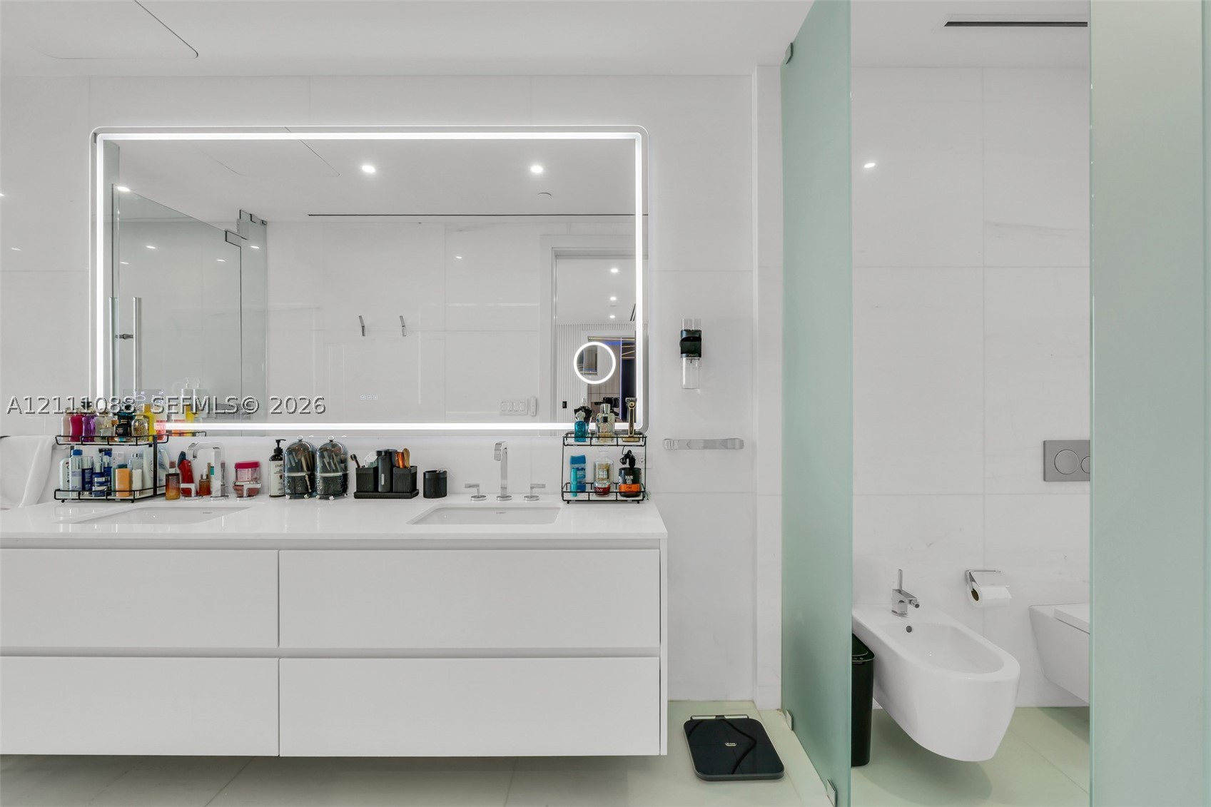 300 Biscayne Boulevard Way #3103C, Miami FL 33131