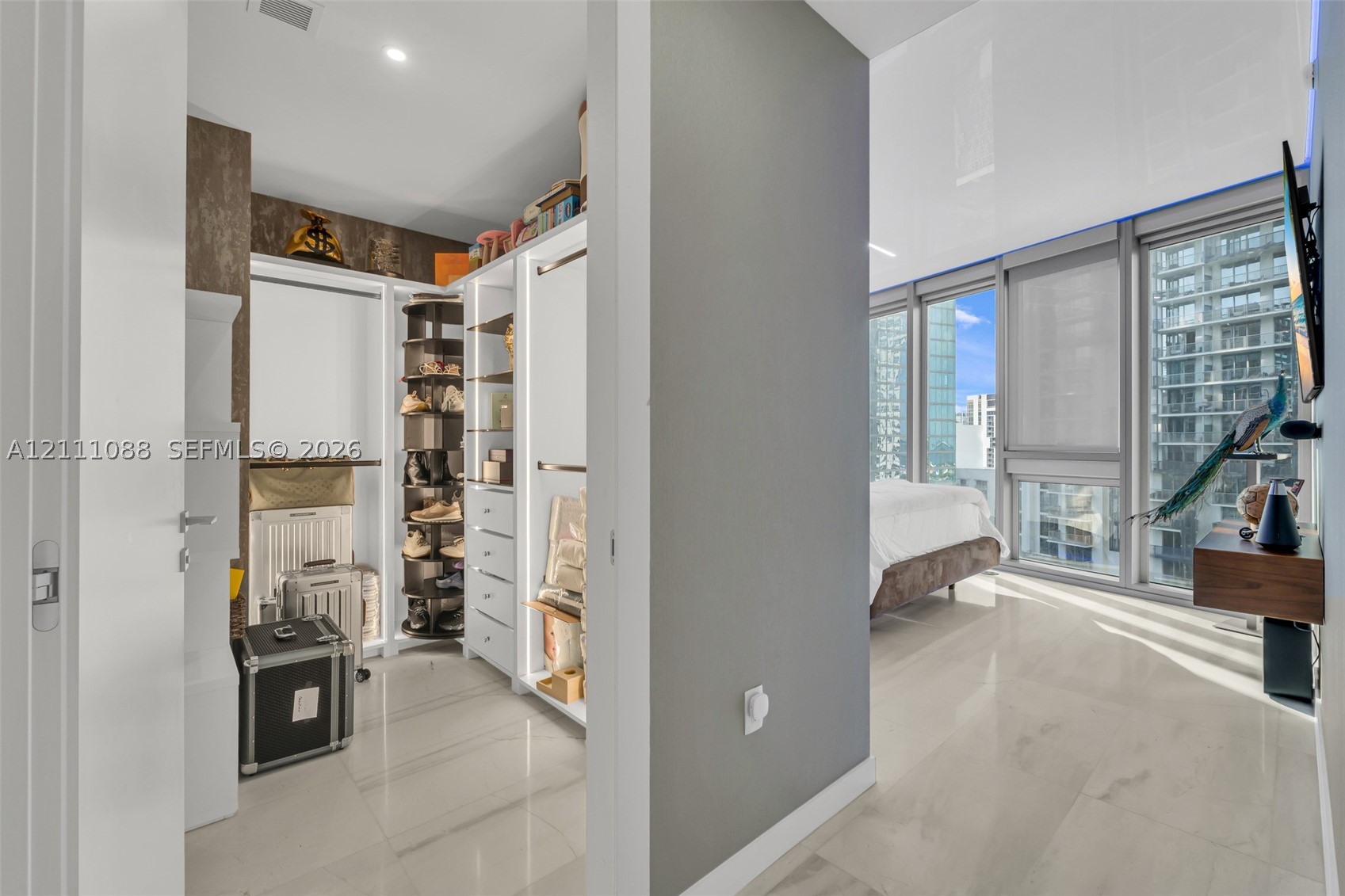 300 Biscayne Boulevard Way #3103C, Miami FL 33131