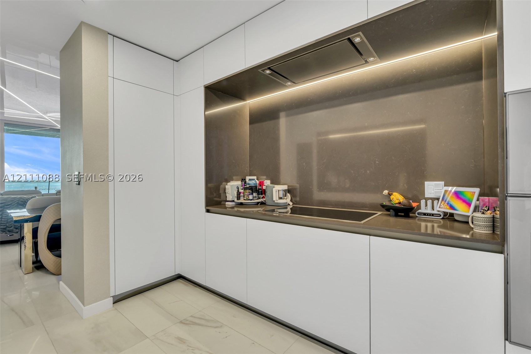 300 Biscayne Boulevard Way #3103C, Miami FL 33131